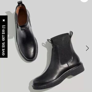 Madewell The Camryn Chelsea Boot in Leather NH205 - Black - sz 8.5